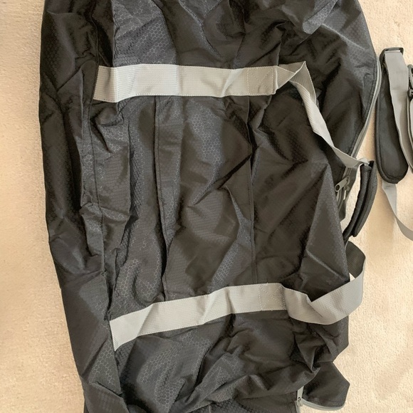 New 65L Travel Duffel Bag Foldable/Lightweight blk - Picture 15 of 16